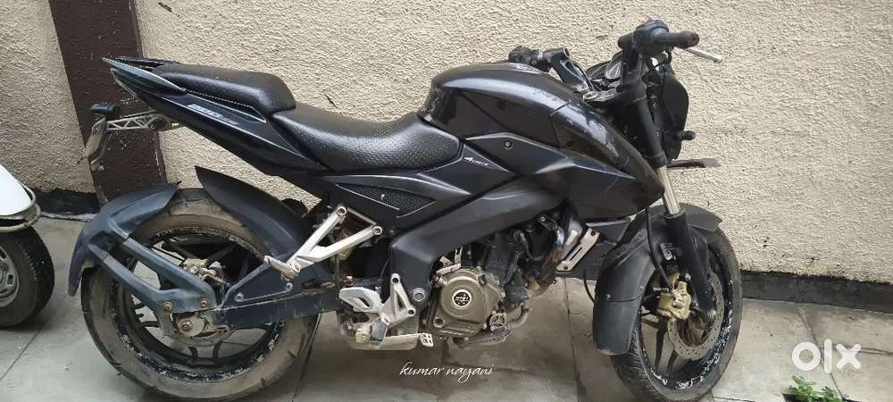 Pulsar 200NS