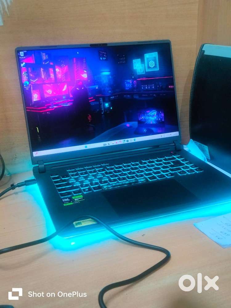 Rog strix g16 ultra core 9 rtx 5070ti