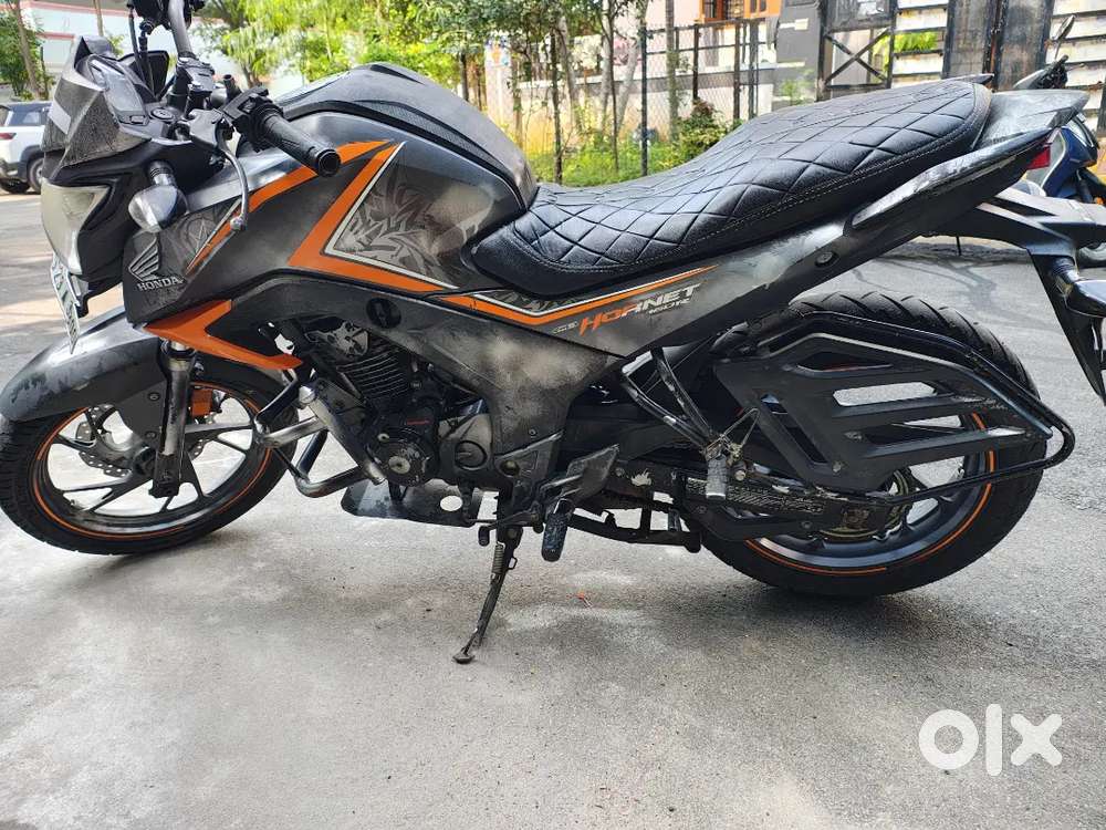 HONDA HORNET GOOD CONDITION WELL MAINTAINED 36000DRIVEN BOTH TIRES NEW