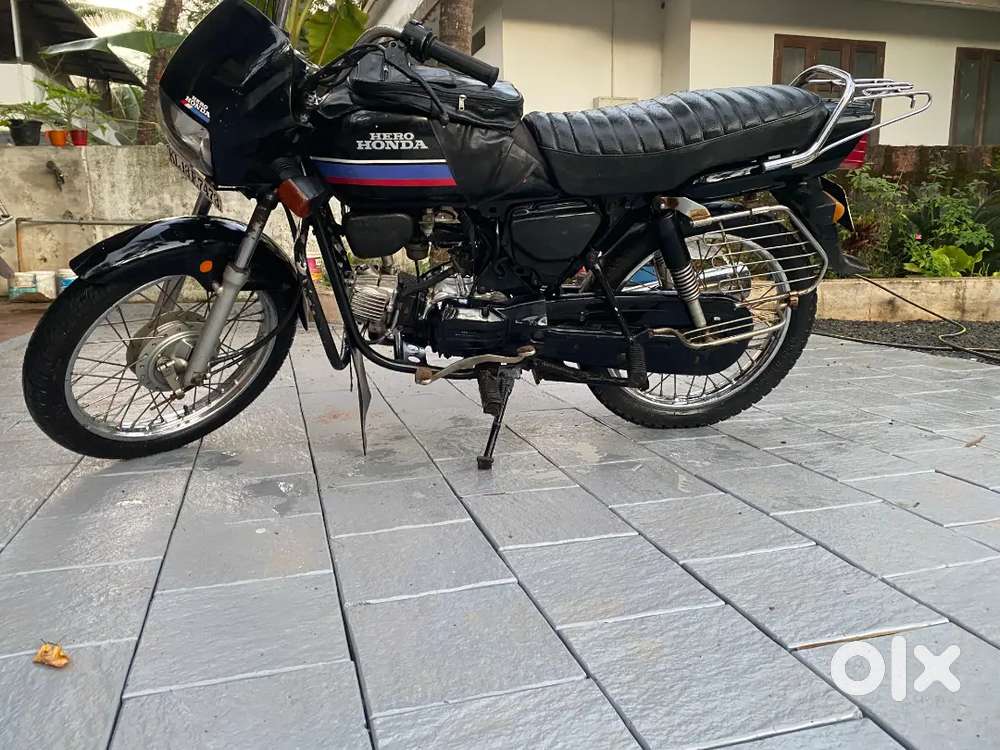 2000 model ,single owner ,papers all clear insurance till december