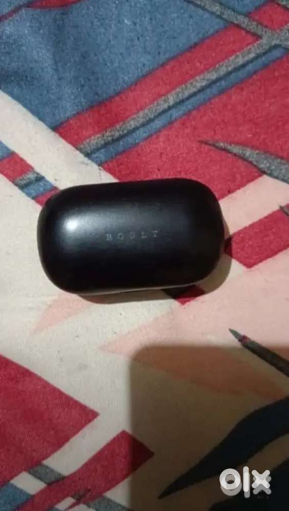 Boult Y1 pro earbuds