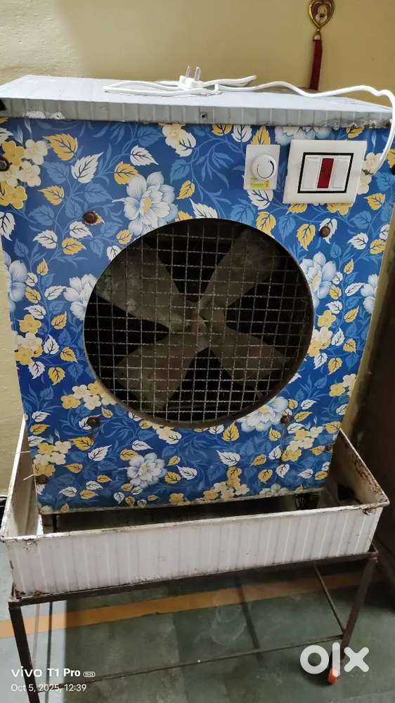 Cooler Big size with stand