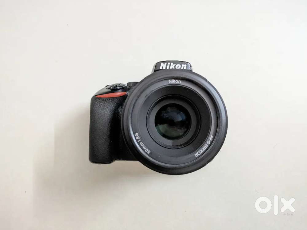 Nikon D3500 + 3 Lenses (50mm 1.8f, 18-55mm 3.5f, 70-300mm 4.5f)