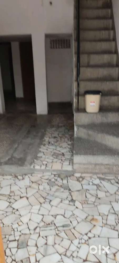 Looking location