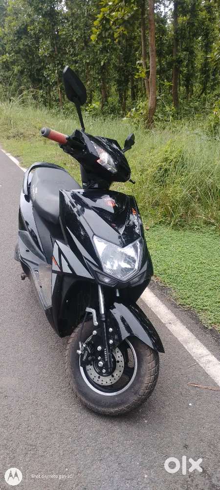 YAKUZA RUBIE (90KM/charge)  2 month old