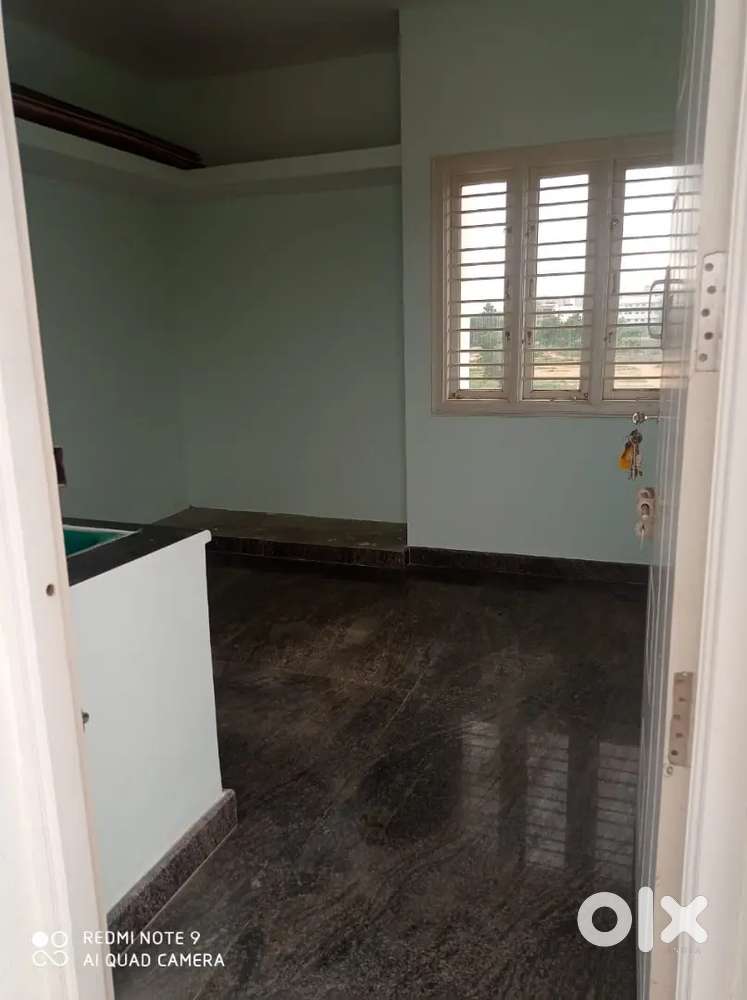 1Rk for rent in Begur