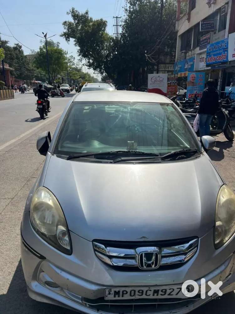 Honda Amaze 2nd Gen 2013 Petrol 88000 Km Driven