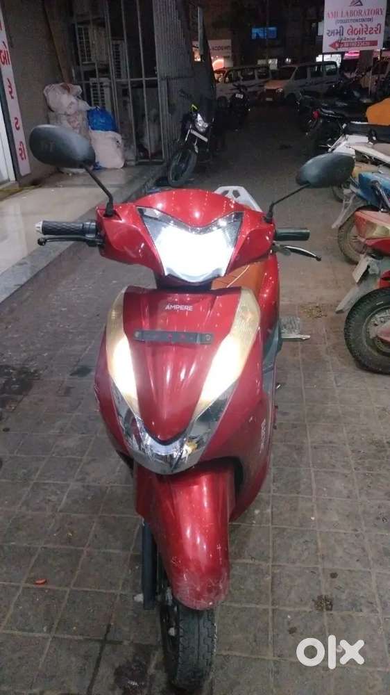 Electric scooter Magnus EX