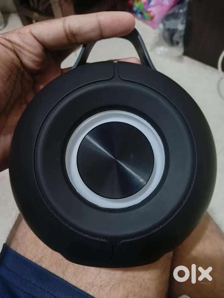 BLUNT Bluetooth Speaker