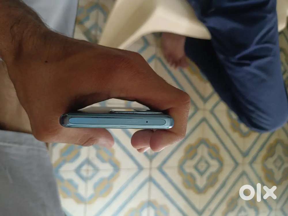 The device Vivo V25 Pro