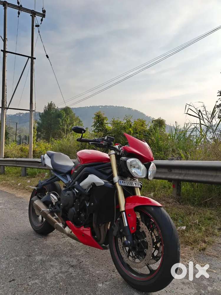 Triumph Street triple 675 abs