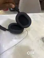 Sony xm5 1000 headphones