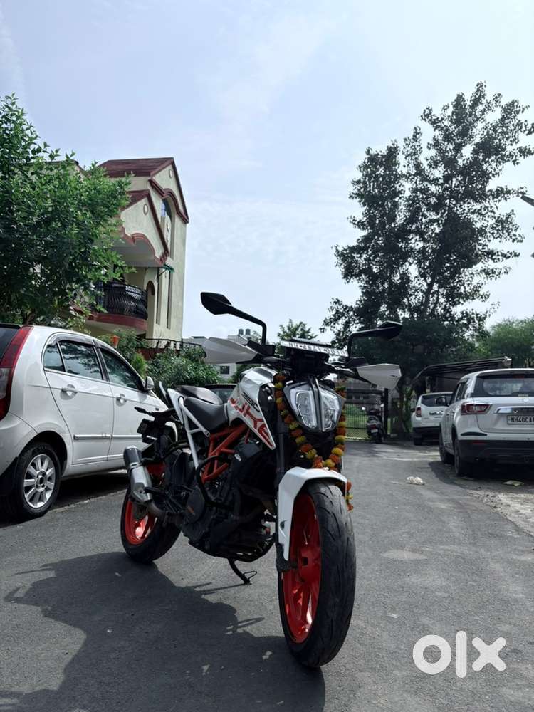 KTM DUKE 390