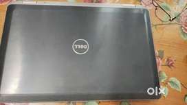 Dell I7 laptop good condition