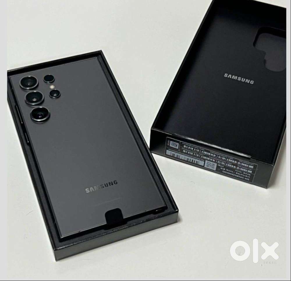 Selling Samsung S24 Ultra, Less Used, Mint Condition,12/256GB Variant.