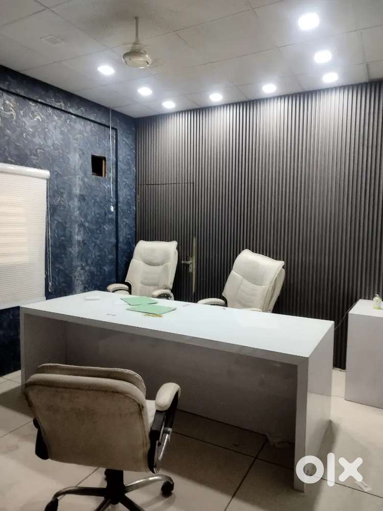 2250 sqft semi furnished first floor for rent in dwarka mor 80000 rs