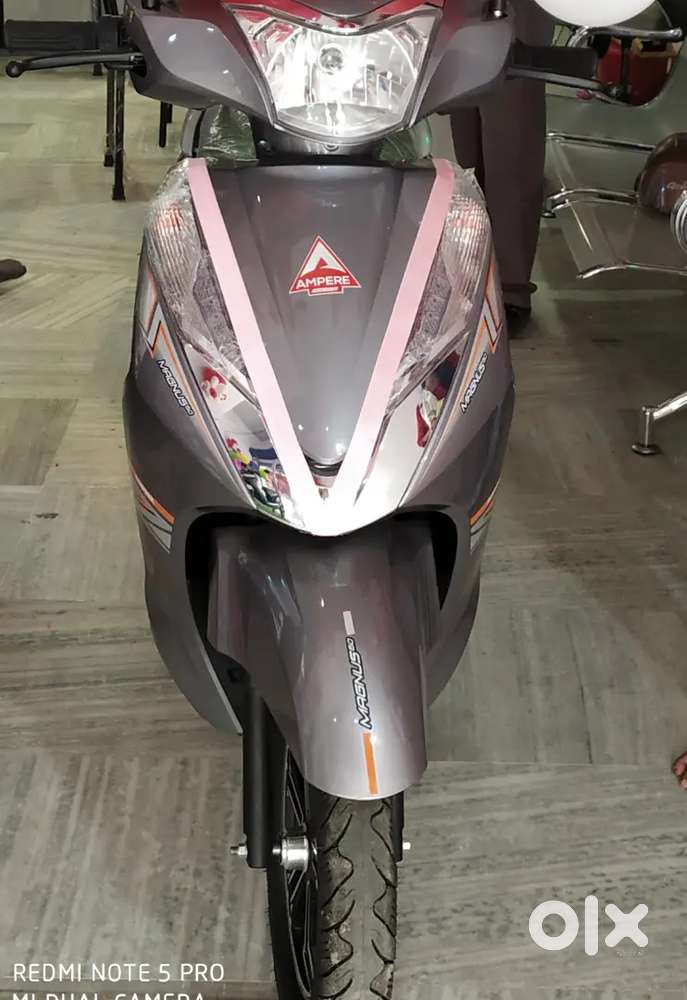 Megnus 60 Electric scootey