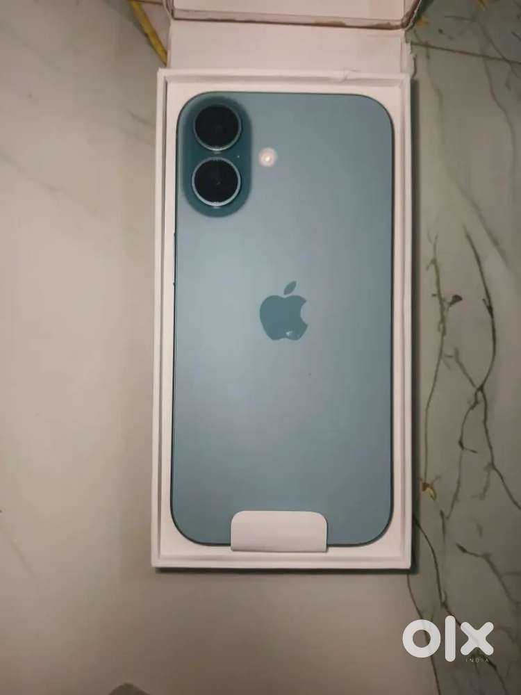 I phone 16 (Teal 128 GB )new phone only open box no use