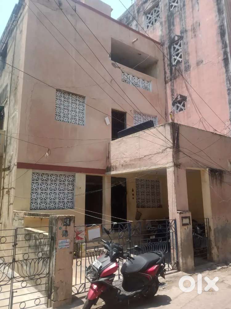 A Double building house I'm triplicane