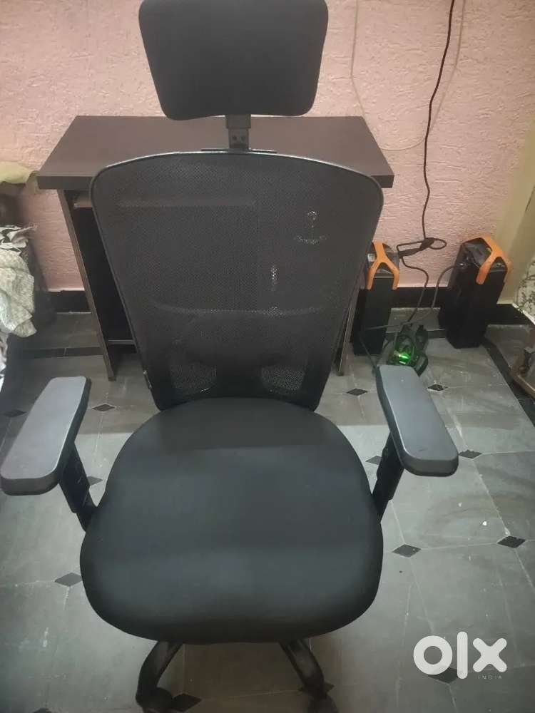 Computer table and chair
