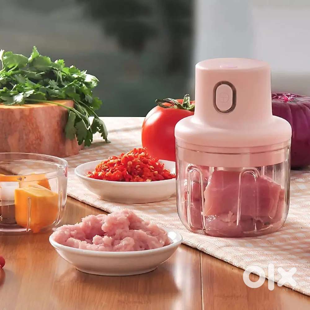 Mini electric chopper portable design
