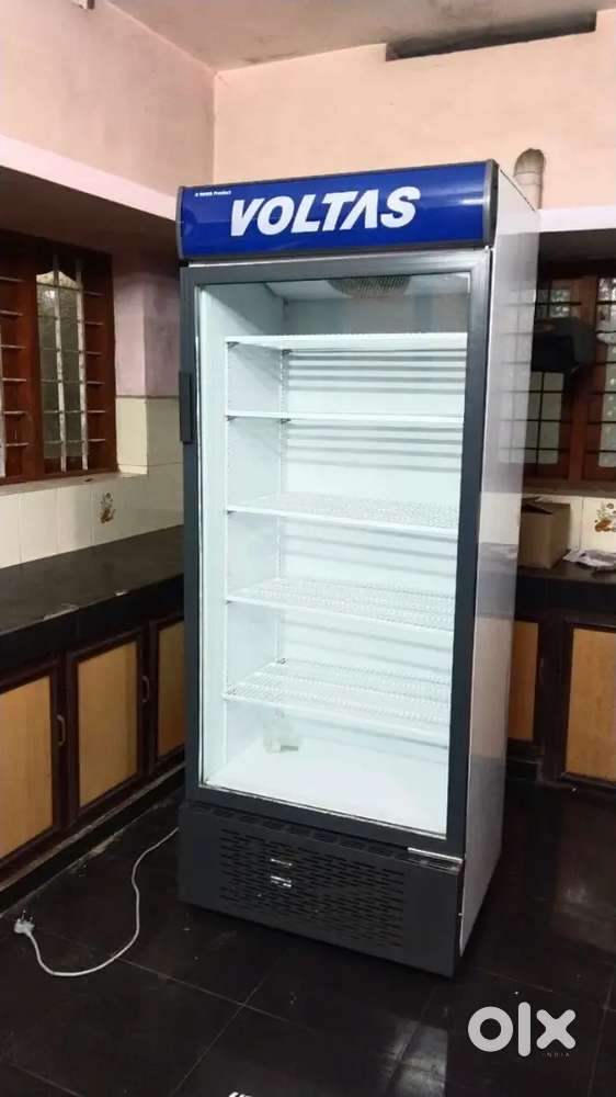 Voltas single-door commercial refrigerator/freezer