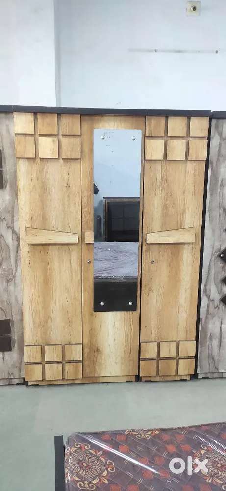 WHOLESALE FURNITURE 3DOOR WARDROBE B240/ P