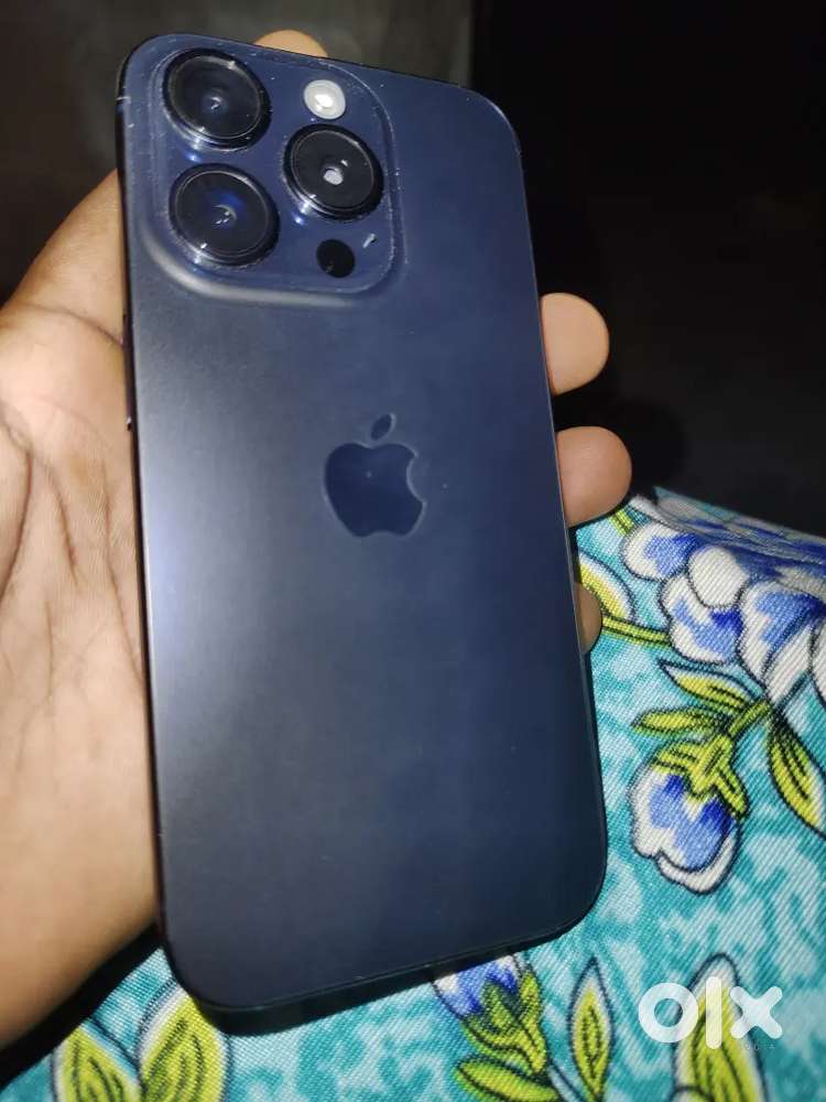 Iphone 15 pro 128 gb condition all good no scratches