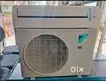 Daikin split AC 2 year used only