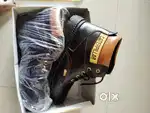 New shoes price aap log bataiye Kitna doge