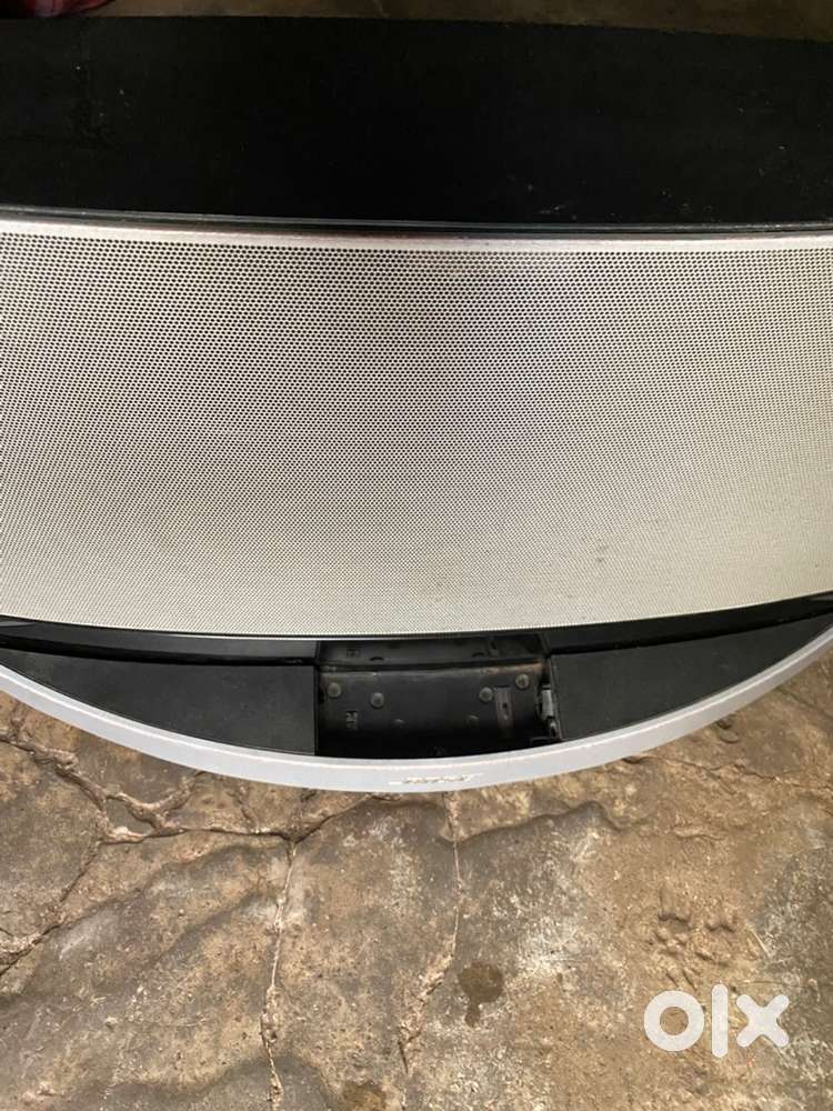 Bose sounddock 10 music system(Dead condition) non working parts use