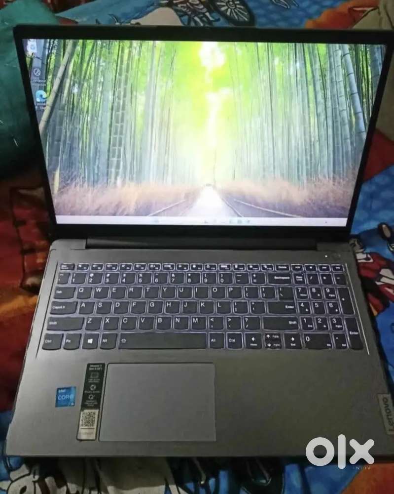 I'm selling my Lenovo IdeaPad