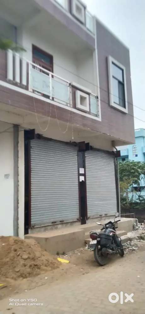 Shop new 10x18  two shop 10x18