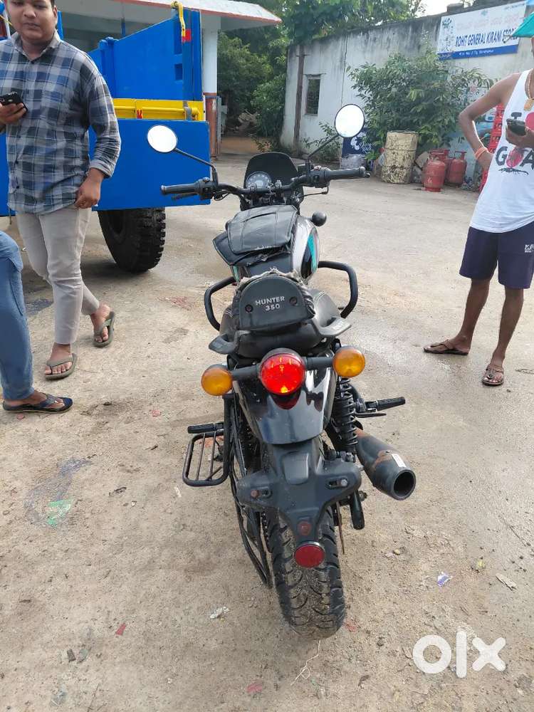 Full Good condition two tyre new