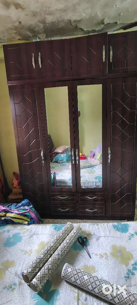 3 door wardrobe