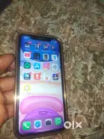 Selling iphone 11
