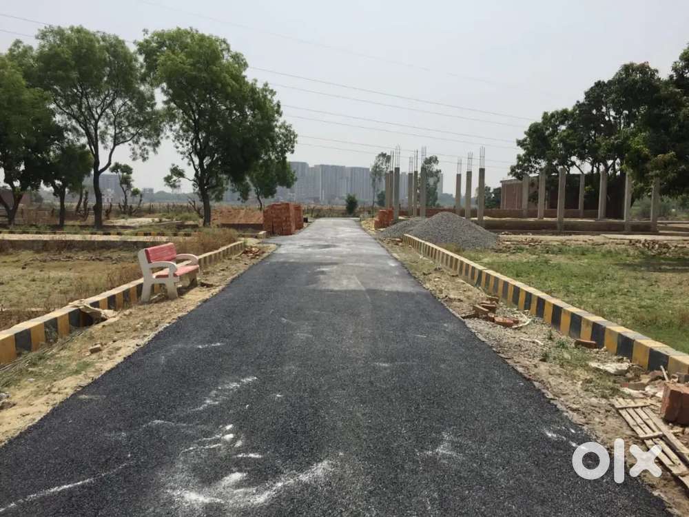 Hamari side ki location Alambagh new para colony abhi sampark kre