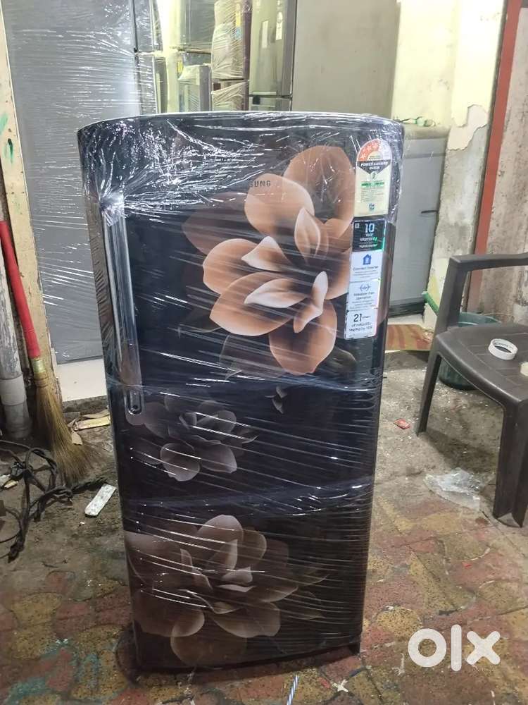 5  YEARS WARRANTY  ON COMPRESSER