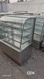 Cake Display Countar