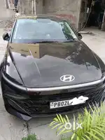 Hyundai Verna 2023 Petrol Well Maintained.