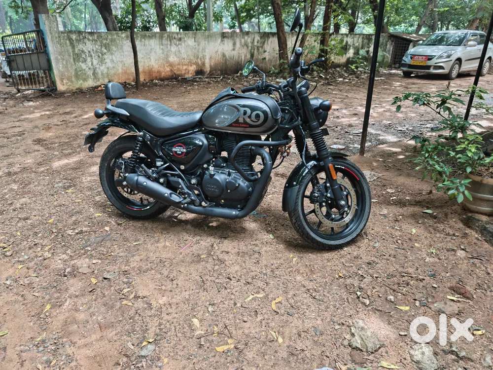 ROYAL ENFIELD HUNTER 350