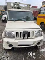 Mahindra bolero maxi truck