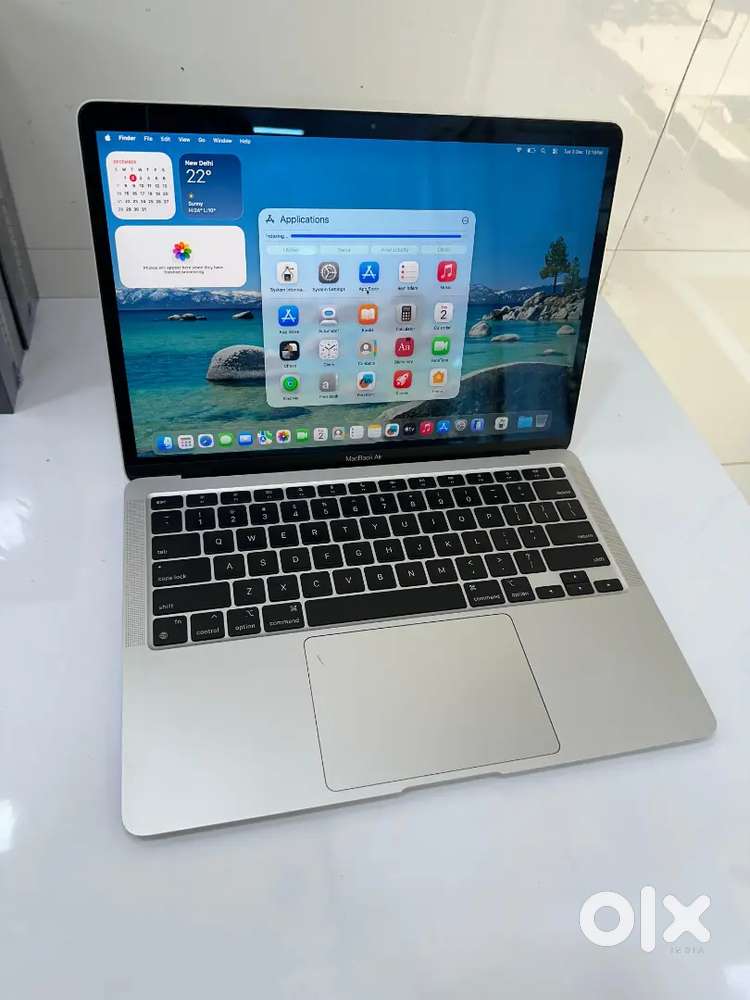 13 Macbook Air M1 Chip 8/256Gb SSD In Excellent Working Condition