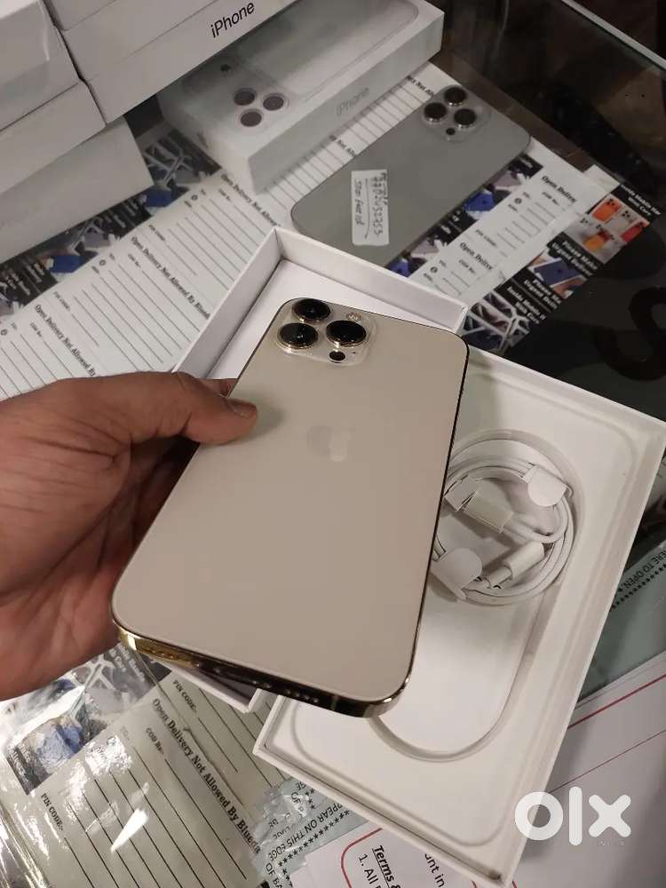 Iphone 13 pro max GOLD  colour 256gb 89% battery health