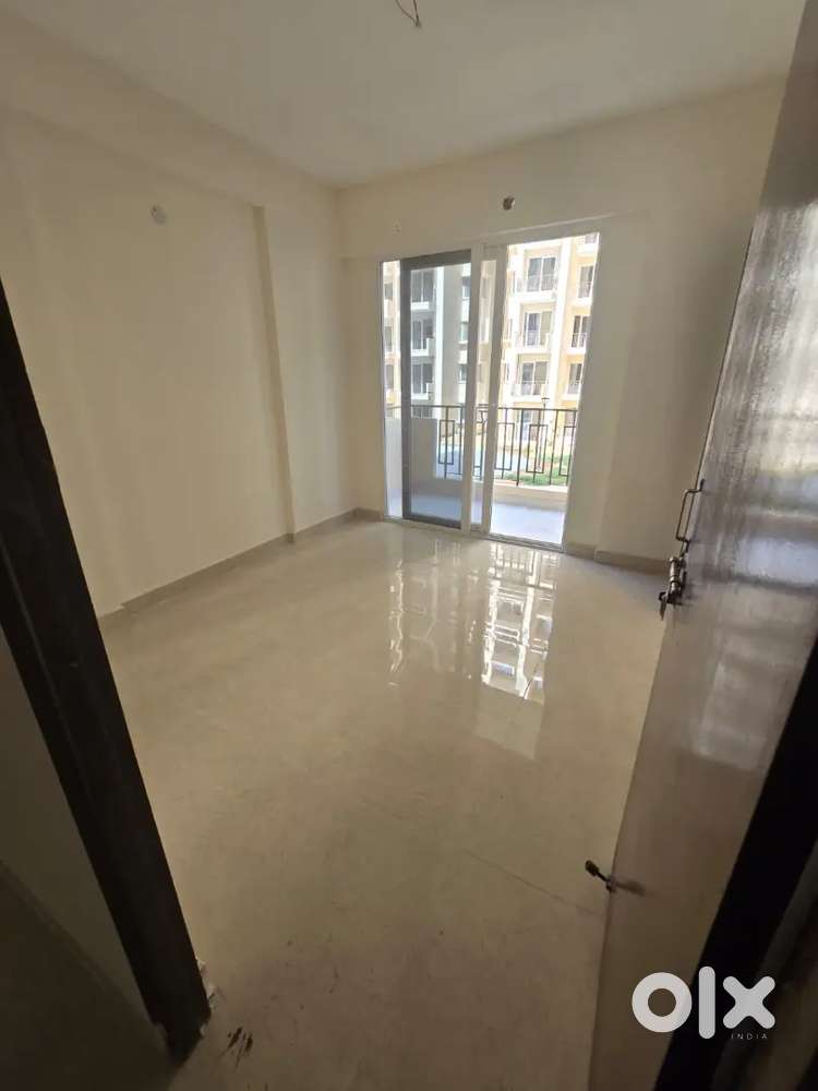 2Bhk Unfurnished Society Apertment Available For Rent in sector 37C