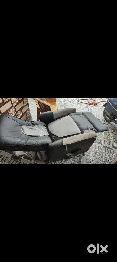 Godrej Recliner Sofa with Remote – Motor Excellent, Cloth Torn