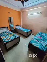 AC Rooms / Boys PG availabil at sharing basis.