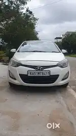 Hyundai i20 2012 Petrol 75000 Km Driven