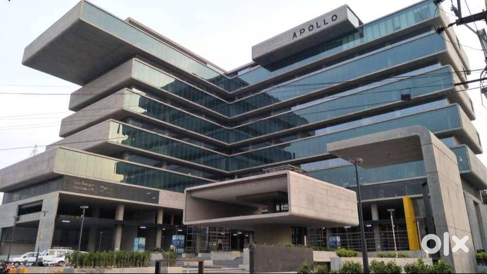 Commercial Showroom available for Rent in Vijay Nagar, AB Road, Indore