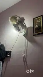 Wall fan like new